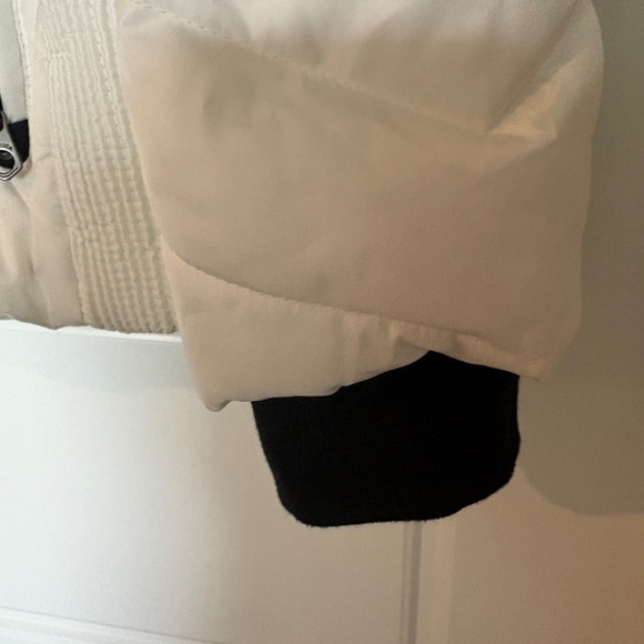 Nautica Women's White Quilted Winter Jacket. NWOT - Picture 8 of 12